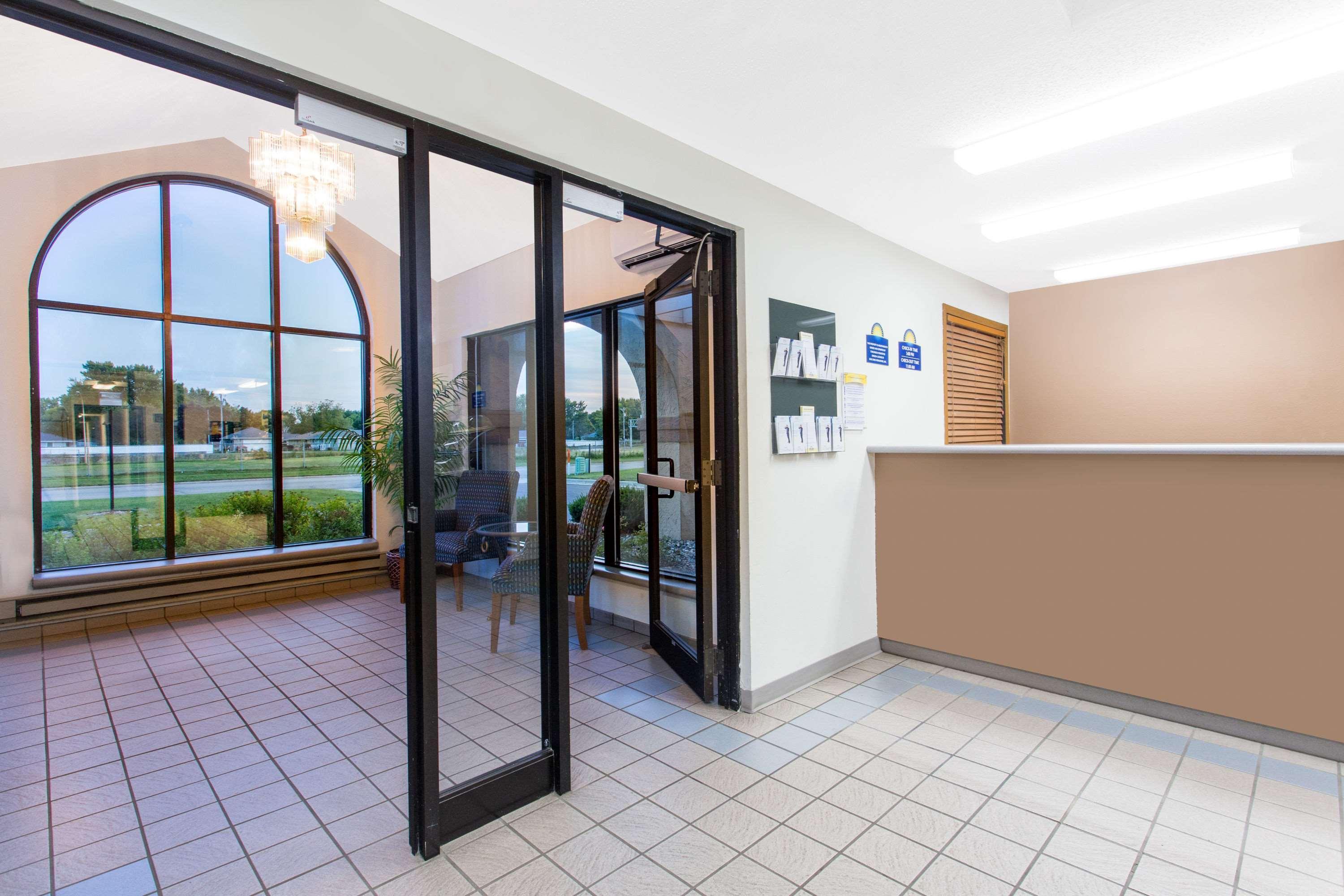 Days Inn By Wyndham Austin Exteriér fotografie