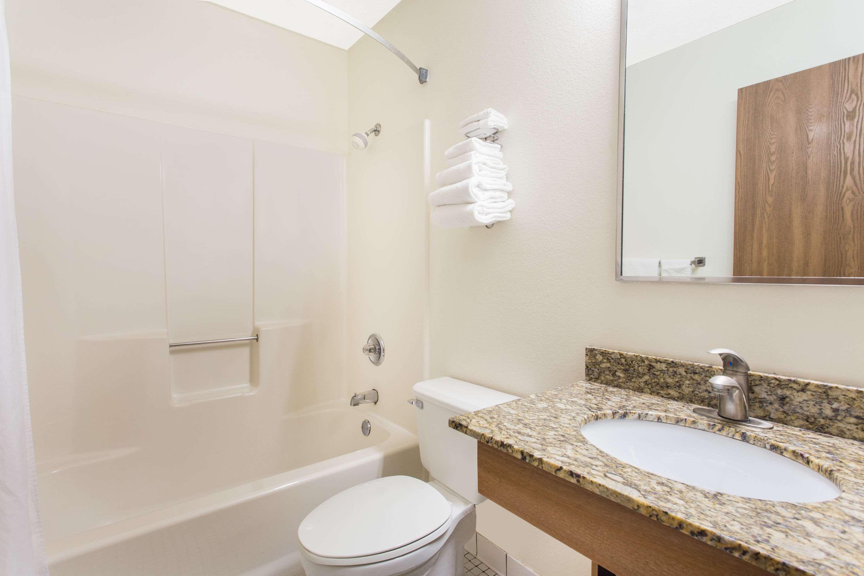Days Inn By Wyndham Austin Exteriér fotografie