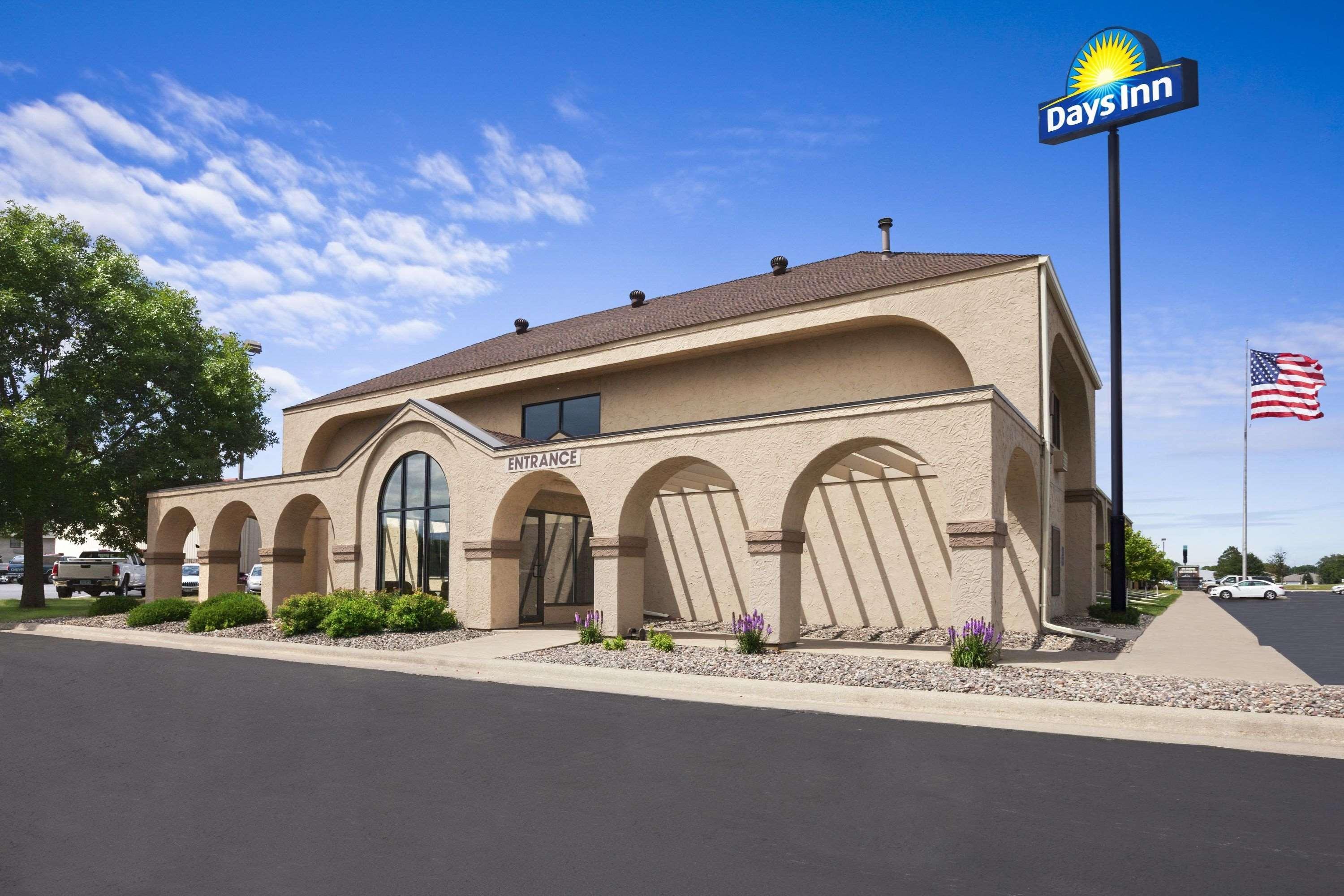 Days Inn By Wyndham Austin Exteriér fotografie